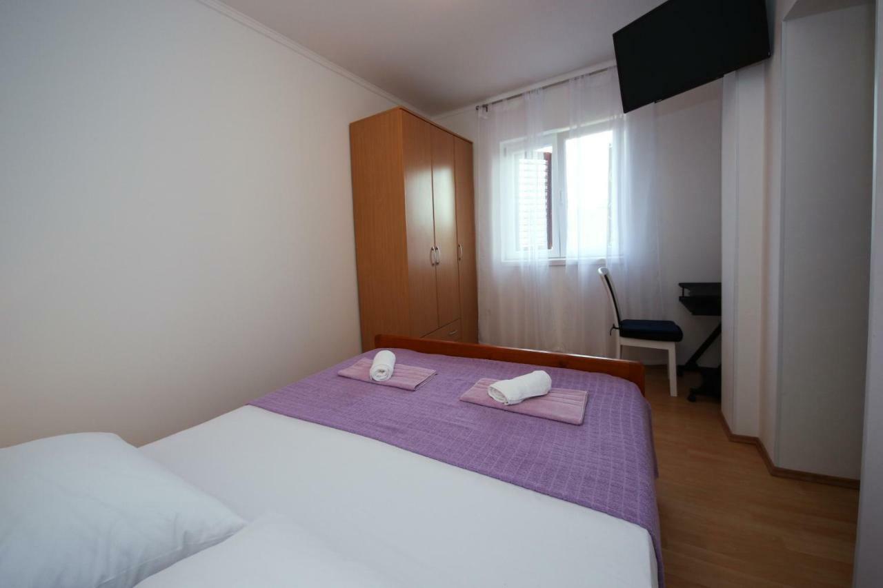Apartment Nakic Vrpolje Exterior photo